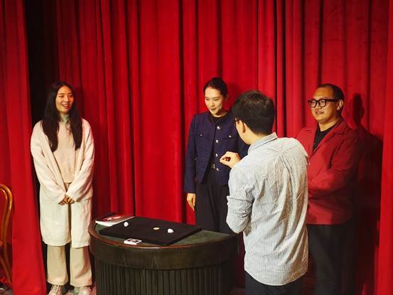 计划”社交魔术课程温情结课魔术助力青年自